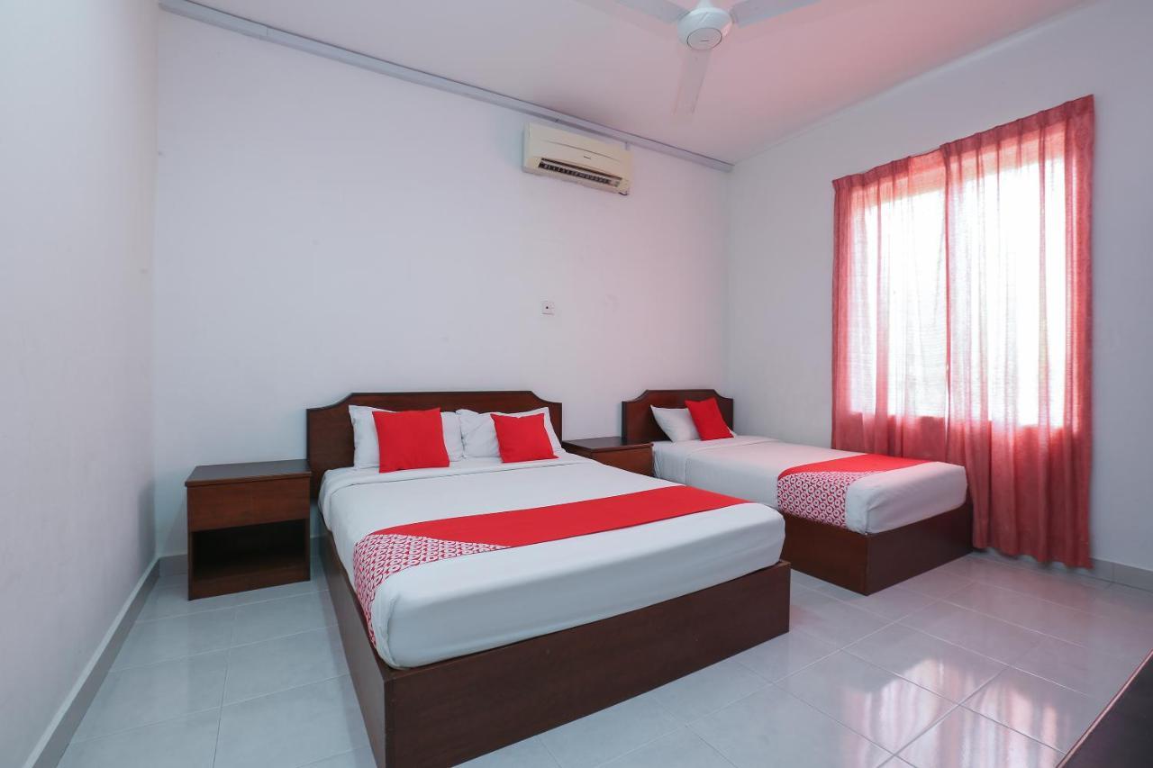 Oyo 8966 Dee Wana Resort 1 Pasir Puteh Bagian luar foto